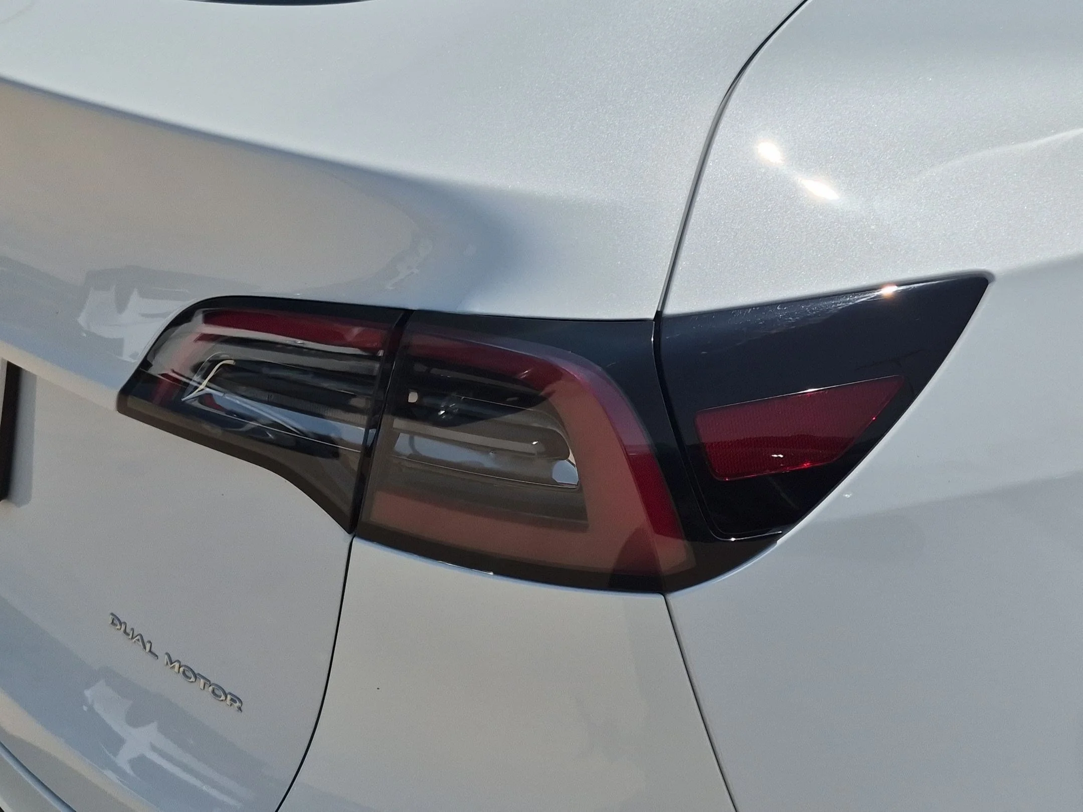 Used 2023  Tesla Long Range image 11