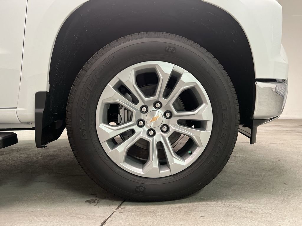 2026 Chevrolet Silverado 1500 LTZ - Photo 10