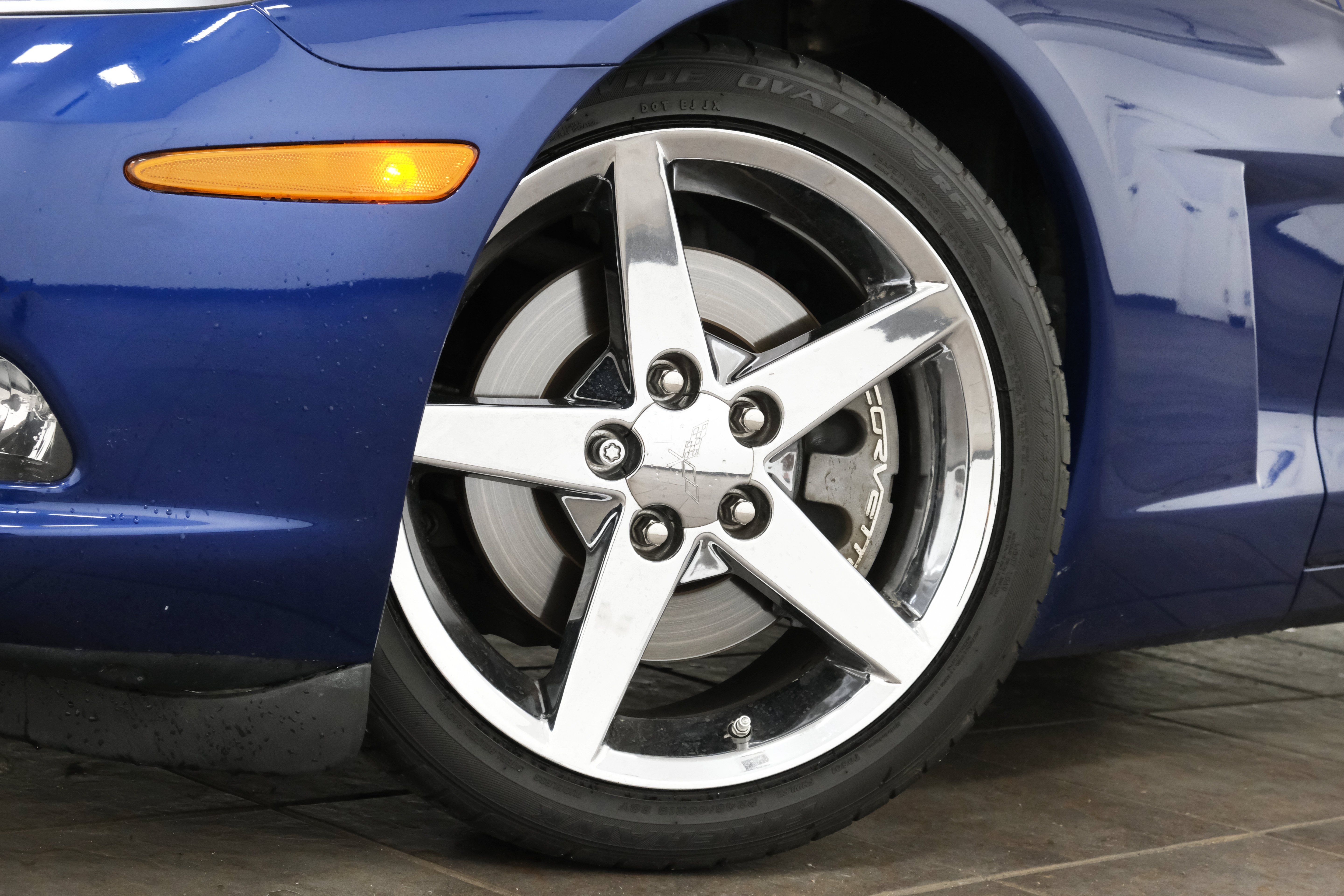 Used 2006 Lemans Blue Metallic Chevrolet Base image 3
