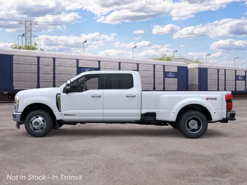 New 2026 Star White Metallic Tri-Coat Ford F-350 DRW Pickup King Ranch image 3