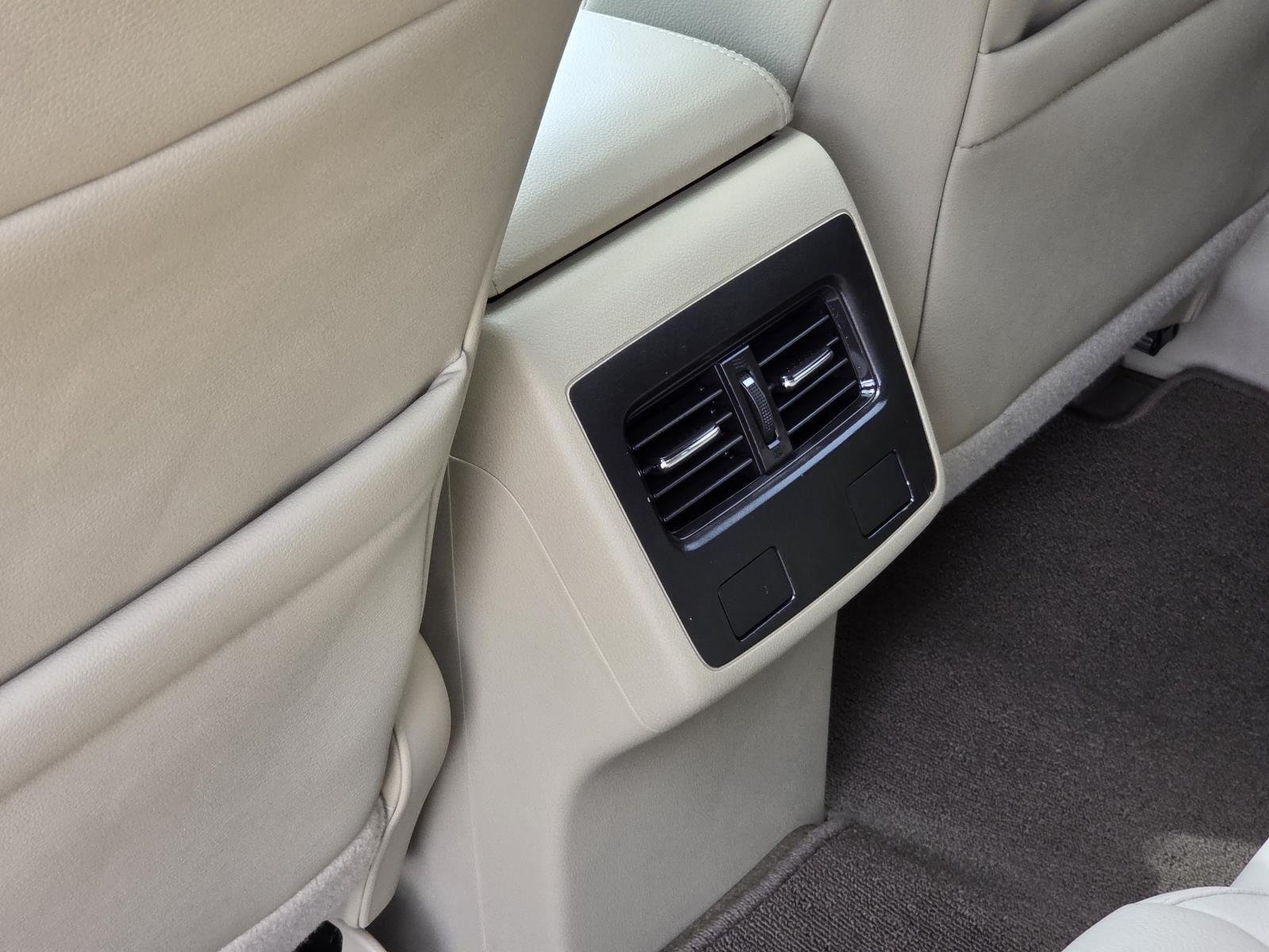 Used 2016 White Diamond Pearl Acura BASE image 38