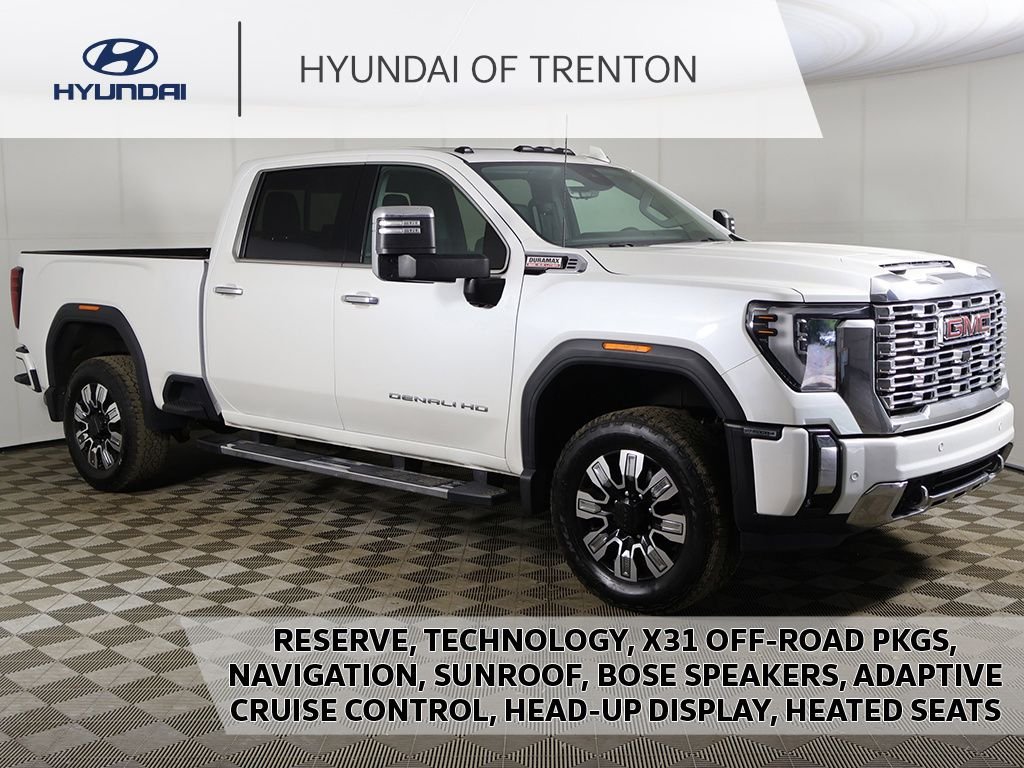 2024 GMC Sierra Denali 4WD Crew Cab Standard Box's photo