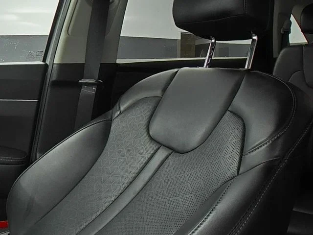 Used 2023 Gray Kia X-Line EX image 39
