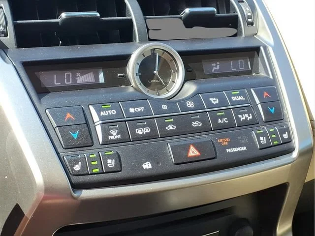 Used 2016 White Lexus  image 8