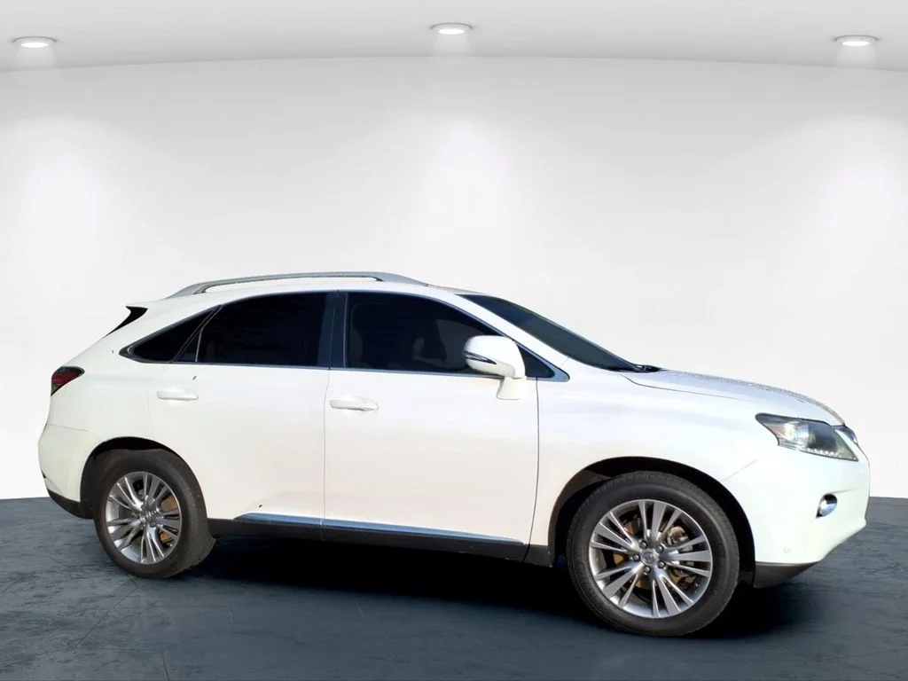 Used 2013  Lexus 350 image 15