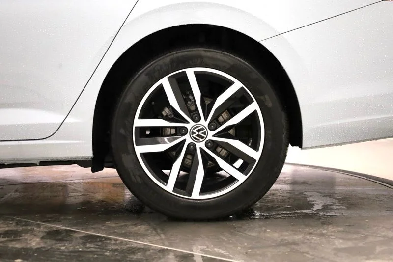 New 2026 Gray Volkswagen 1.5T SE image 35