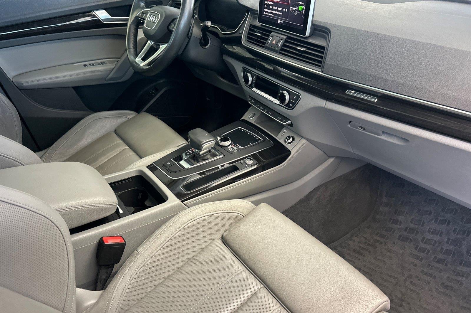 Used 2020 Glacier White Metallic Audi Prestige image 15