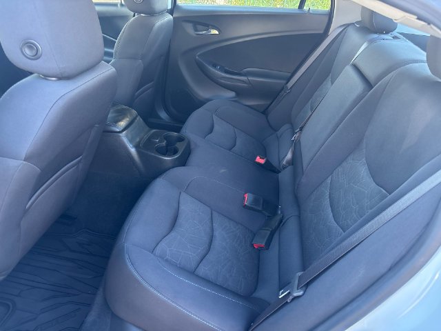 Used 2017 White Chevrolet LT image 18