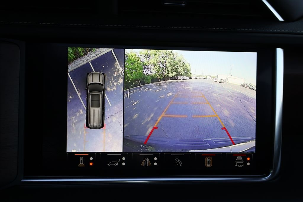 2024 GMC Yukon Denali Ultimate - Photo 20