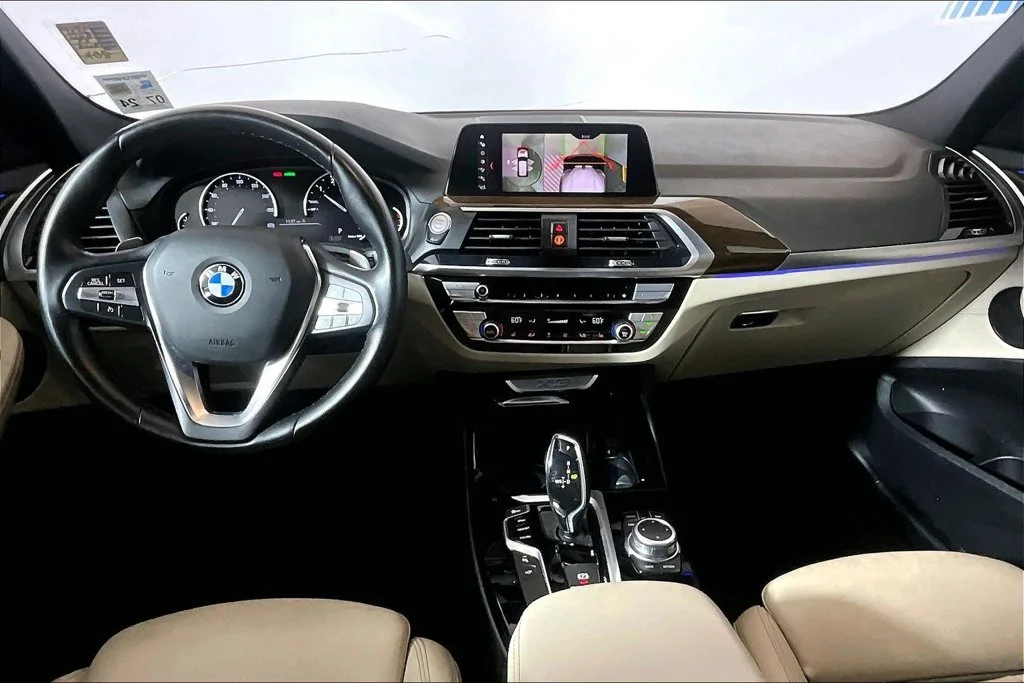 Used 2021 Phytonic Blue Metallic BMW sDrive30i image 11