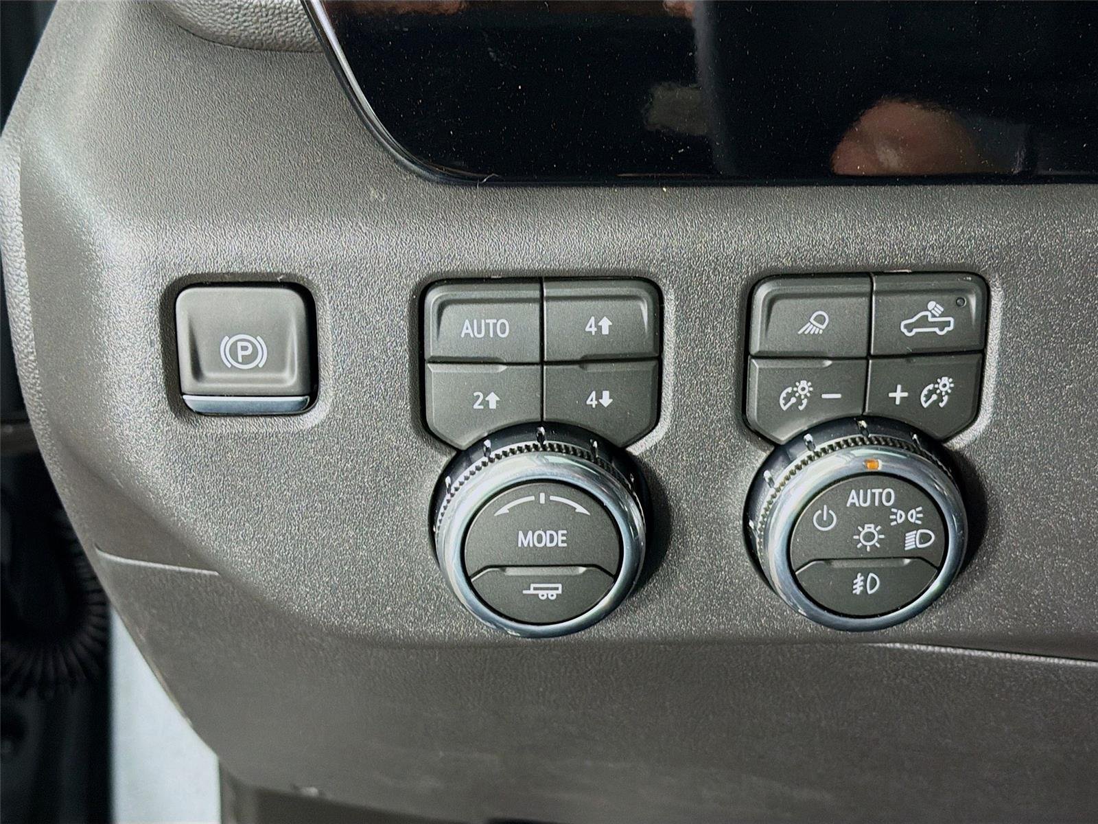 New 2026 Sterling Metallic GMC SLT image 10