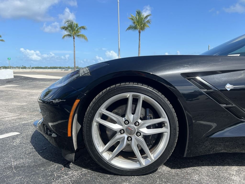 Used 2014 Black Chevrolet Z51 image 29