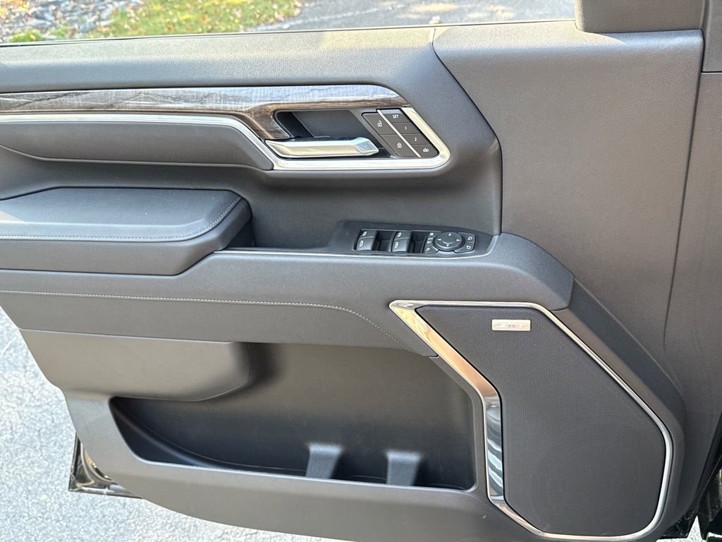 New 2025 Black Chevrolet LTZ image 20