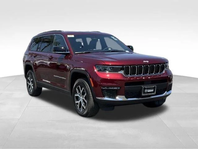 New 2025 Velvet Red Pearl-Coat Exterior Paint Jeep Limited image 2