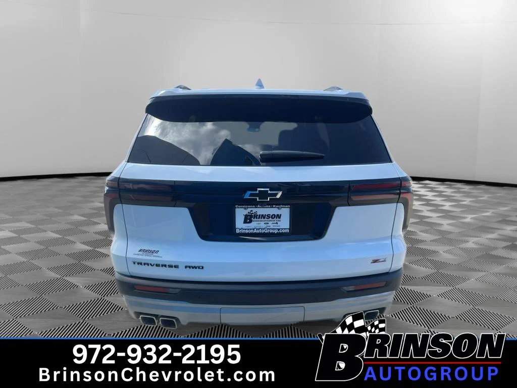 New 2026 Polar White Tricoat Chevrolet Z71 image 8