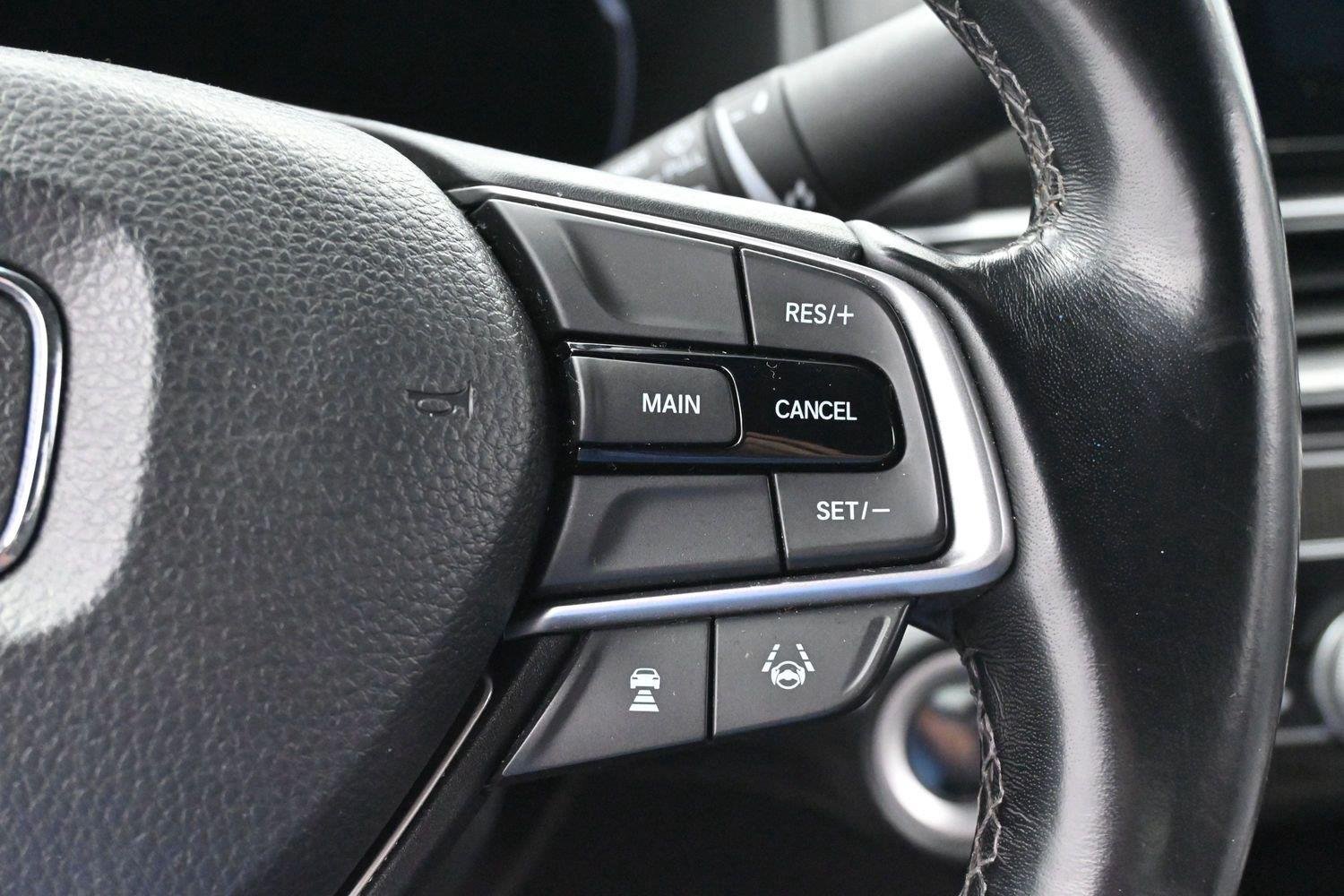 Used 2020 Platinum White Pearl Honda Sport image 19