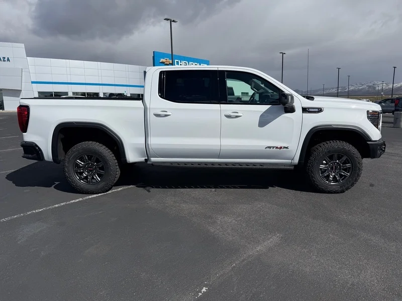 New 2026 Summit White GMC AT4X image 2
