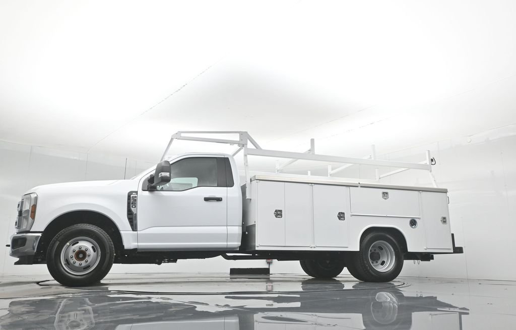 New 2026 Oxford White Ford XL image 51