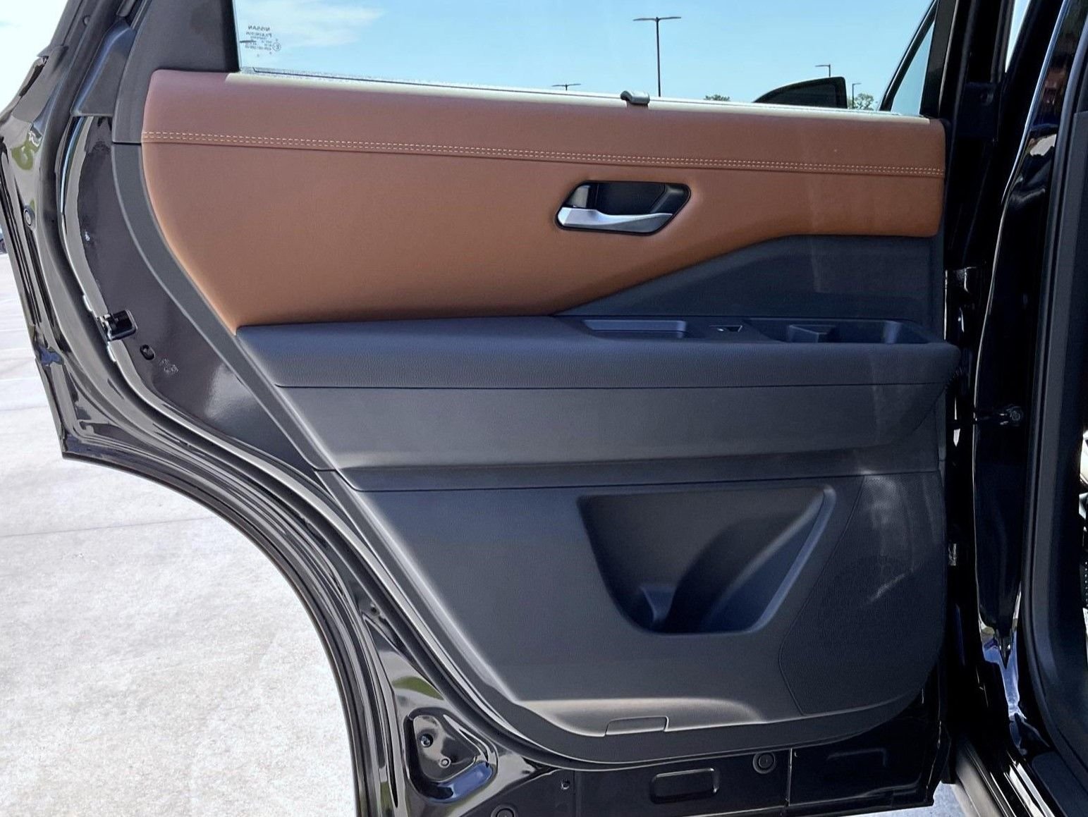 New 2026 Super Black Nissan Platinum image 23