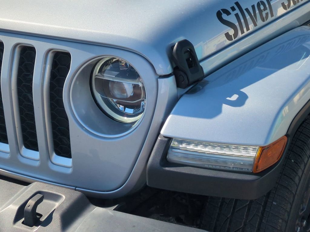 2022 Jeep Gladiator Overland - Photo 10