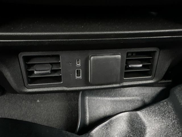 2023 Chevrolet Silverado 1500 LT - Photo 19