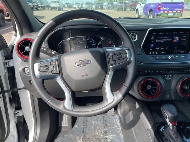 Certified Used 2022 IRIDESCENT PEARL TRICOAT Chevrolet RS image 13