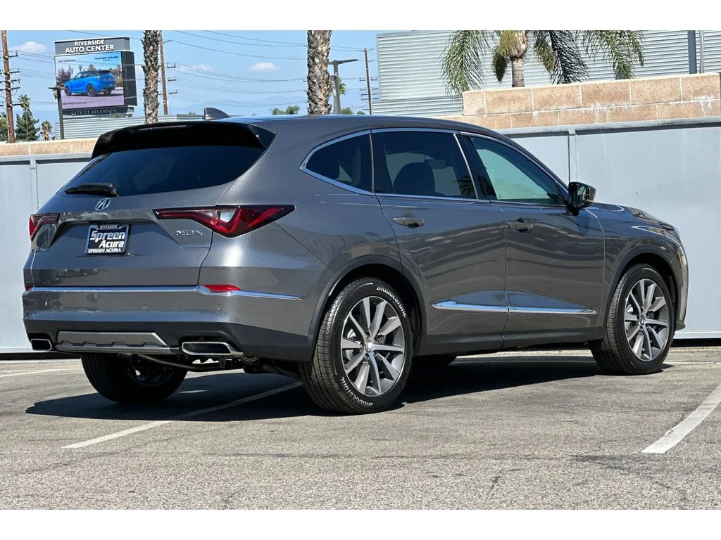 New 2026 Liquid Carbon Metallic Acura w/Technology Package image 4