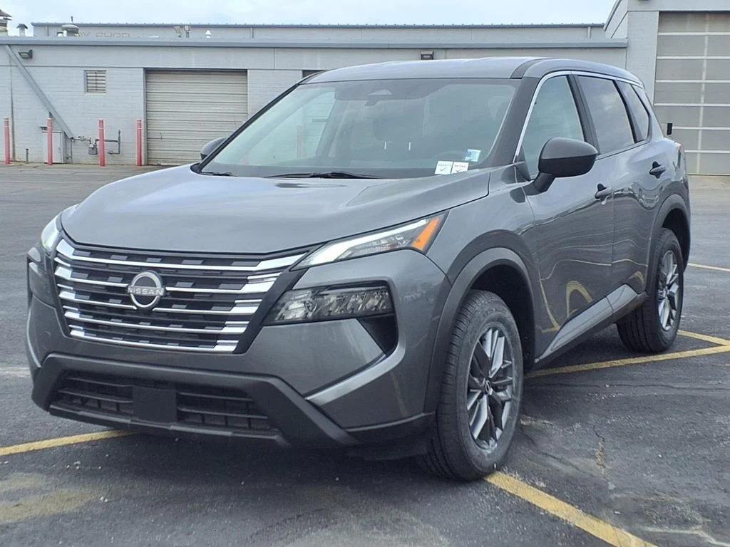 Certified 2024 Nissan Rogue S with VIN 5N1BT3AB2RC676832 for sale in Kansas City