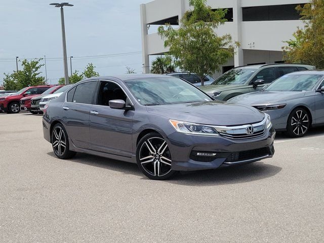 Used 2017 Modern Steel Metallic Honda Sport image 31