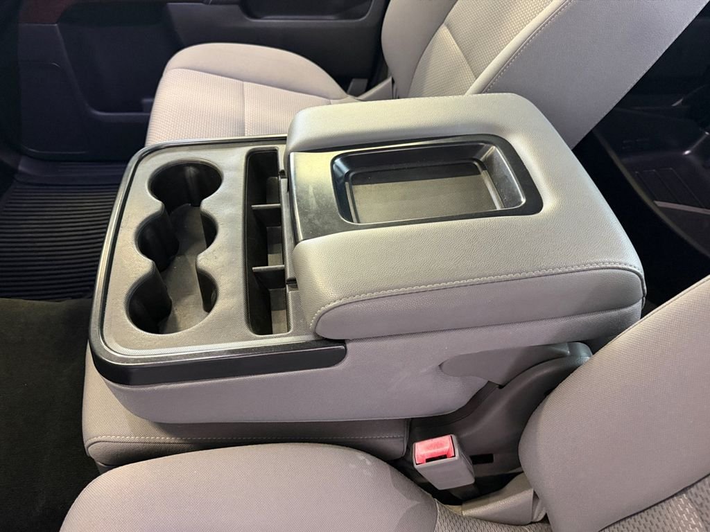 Used 2018 Black GMC SLE image 12
