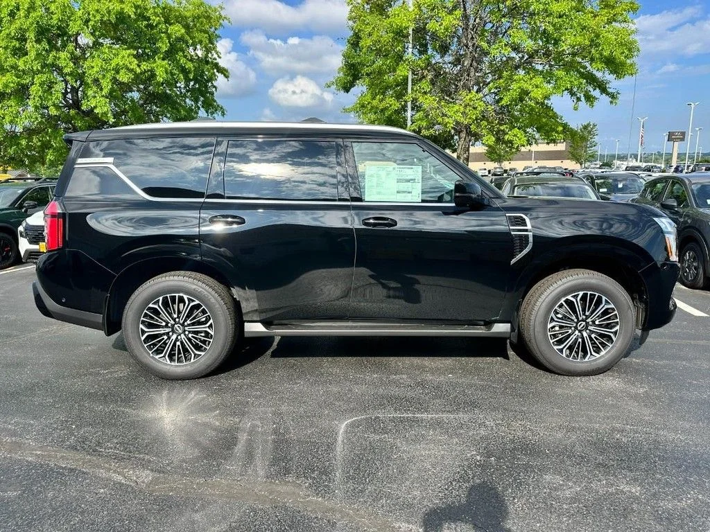 New 2026 Super Black Nissan Platinum image 2