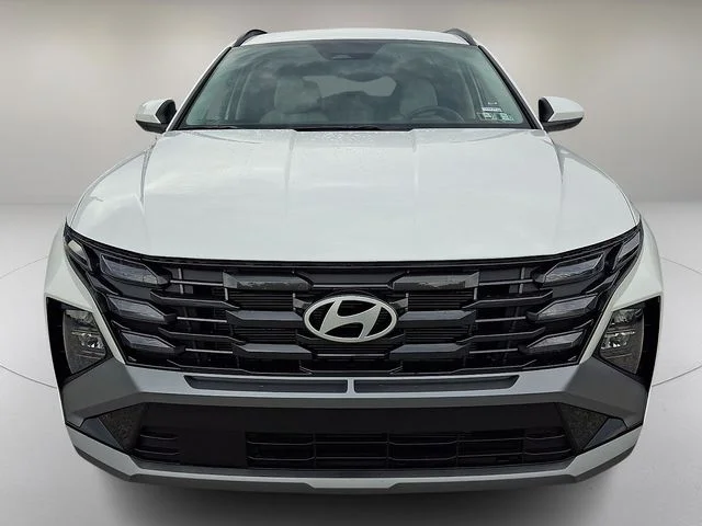 New 2026 White Hyundai SEL Plus image 2