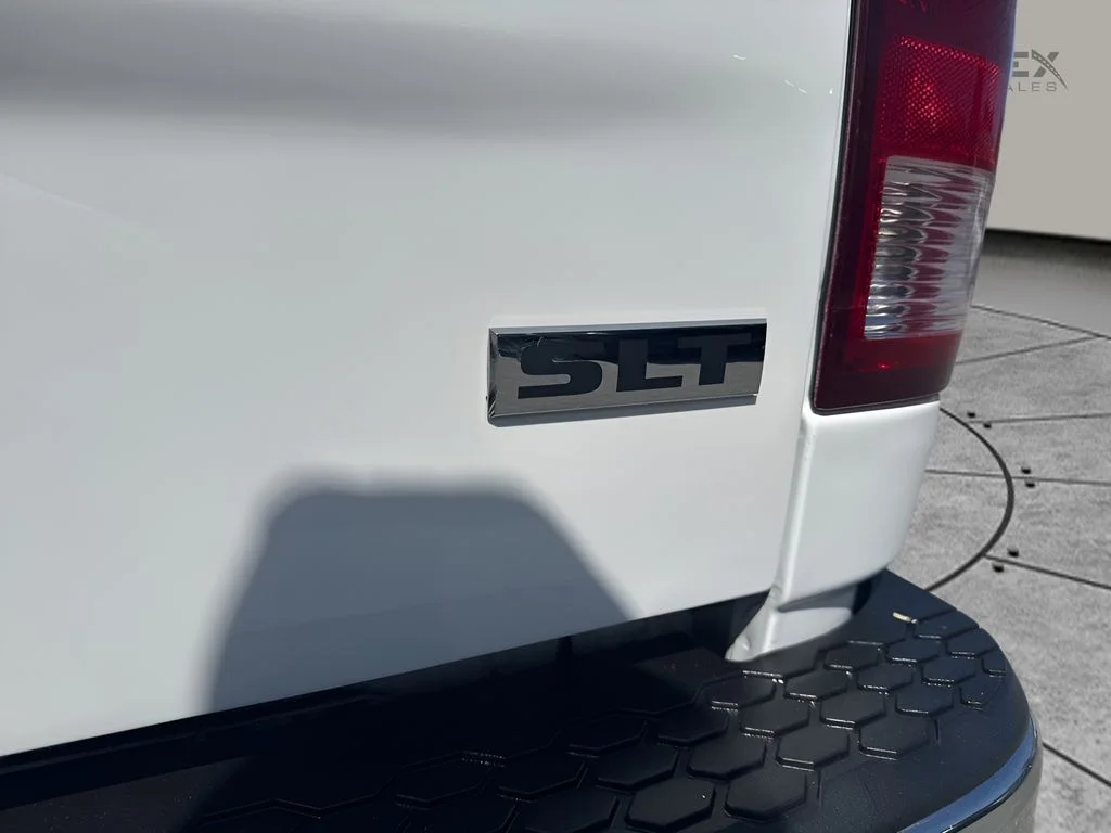 Used 2014 White Ram SLT image 28