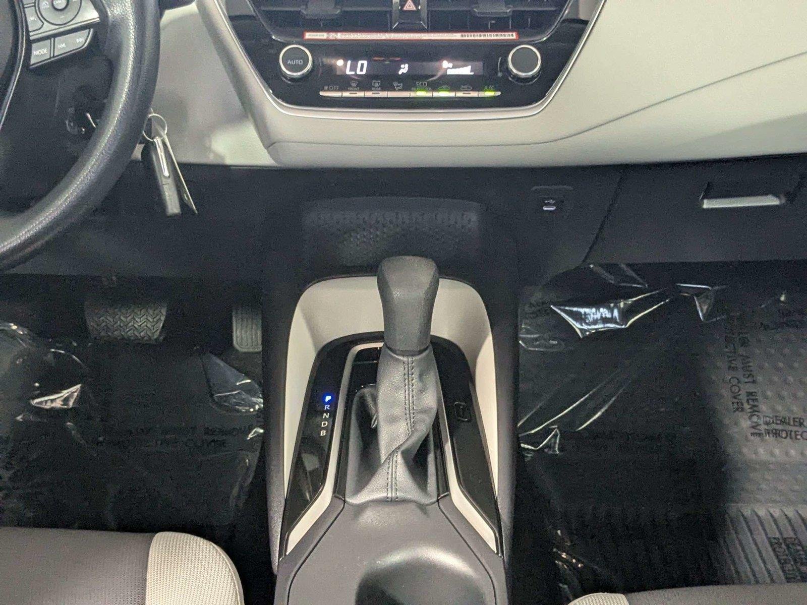 Used 2025 Underground Toyota LE image 39