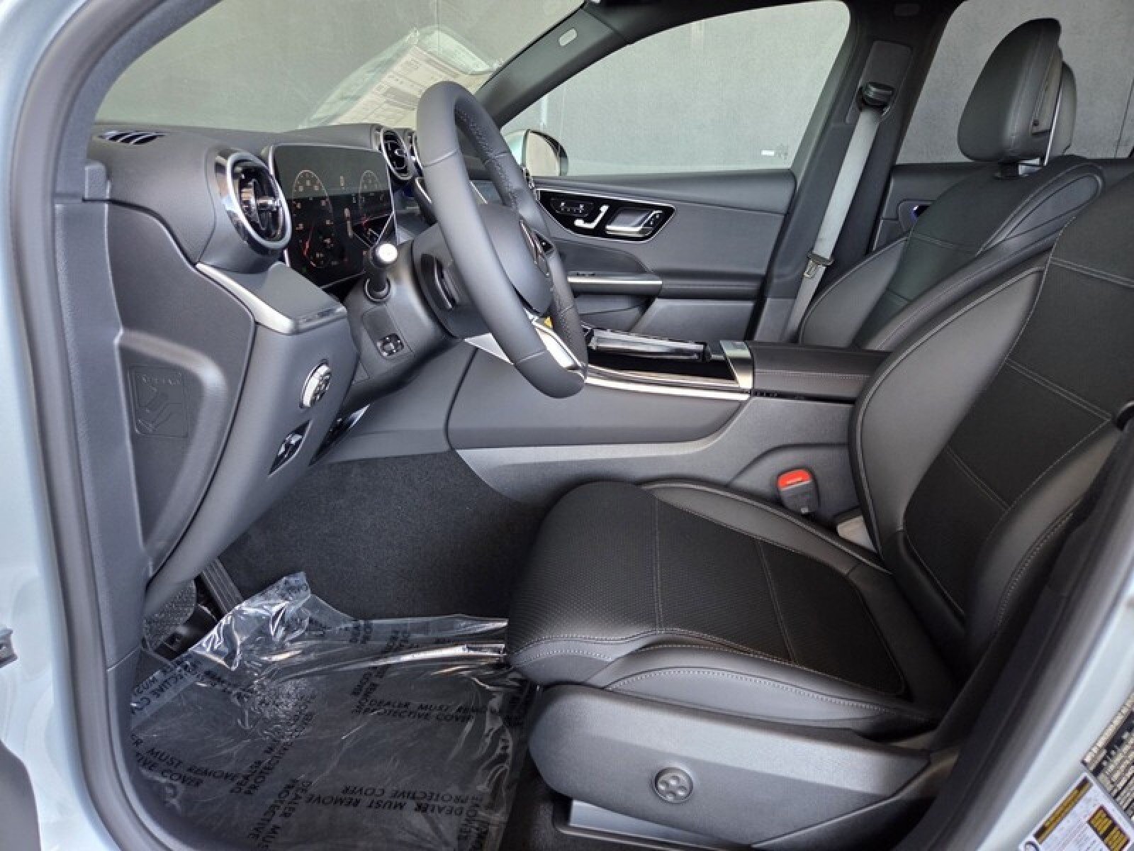 New 2026 Cirrus Silver Metallic Mercedes-Benz GLC 300 SUV image 11