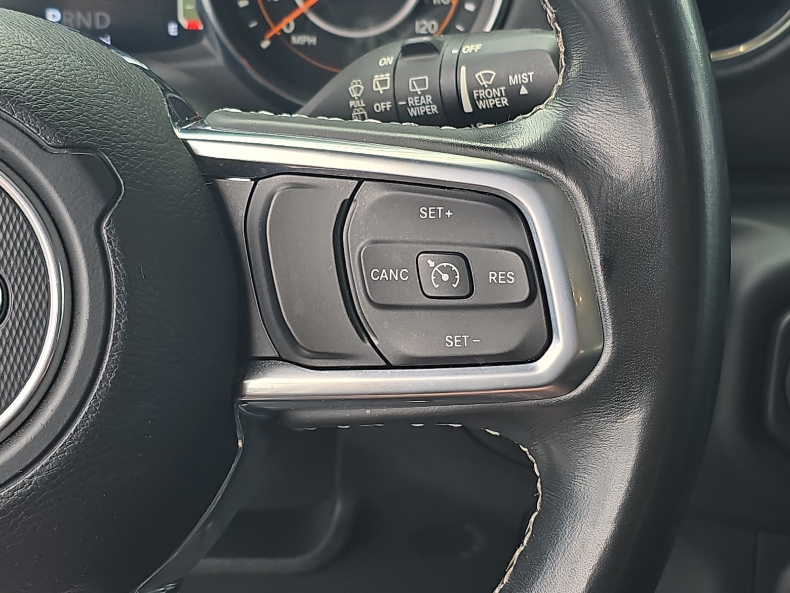 Used 2021 White Jeep Unlimited Sahara image 22