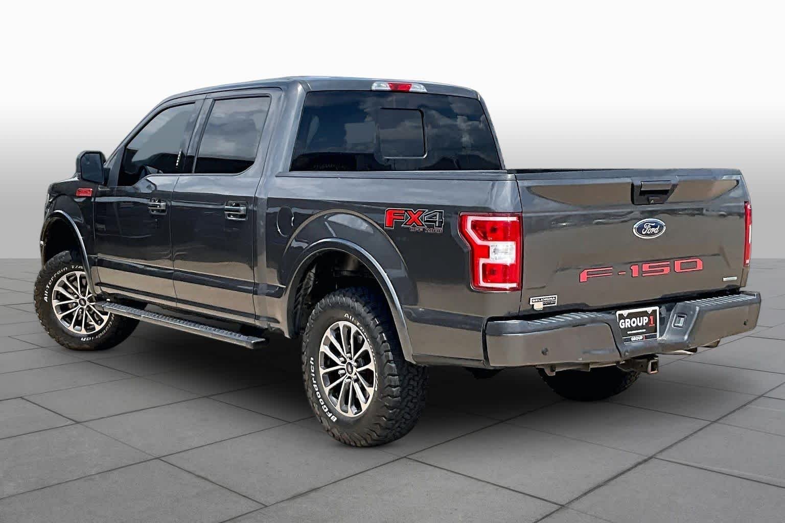 Used 2018 Magnetic Metallic Ford XLT image 12