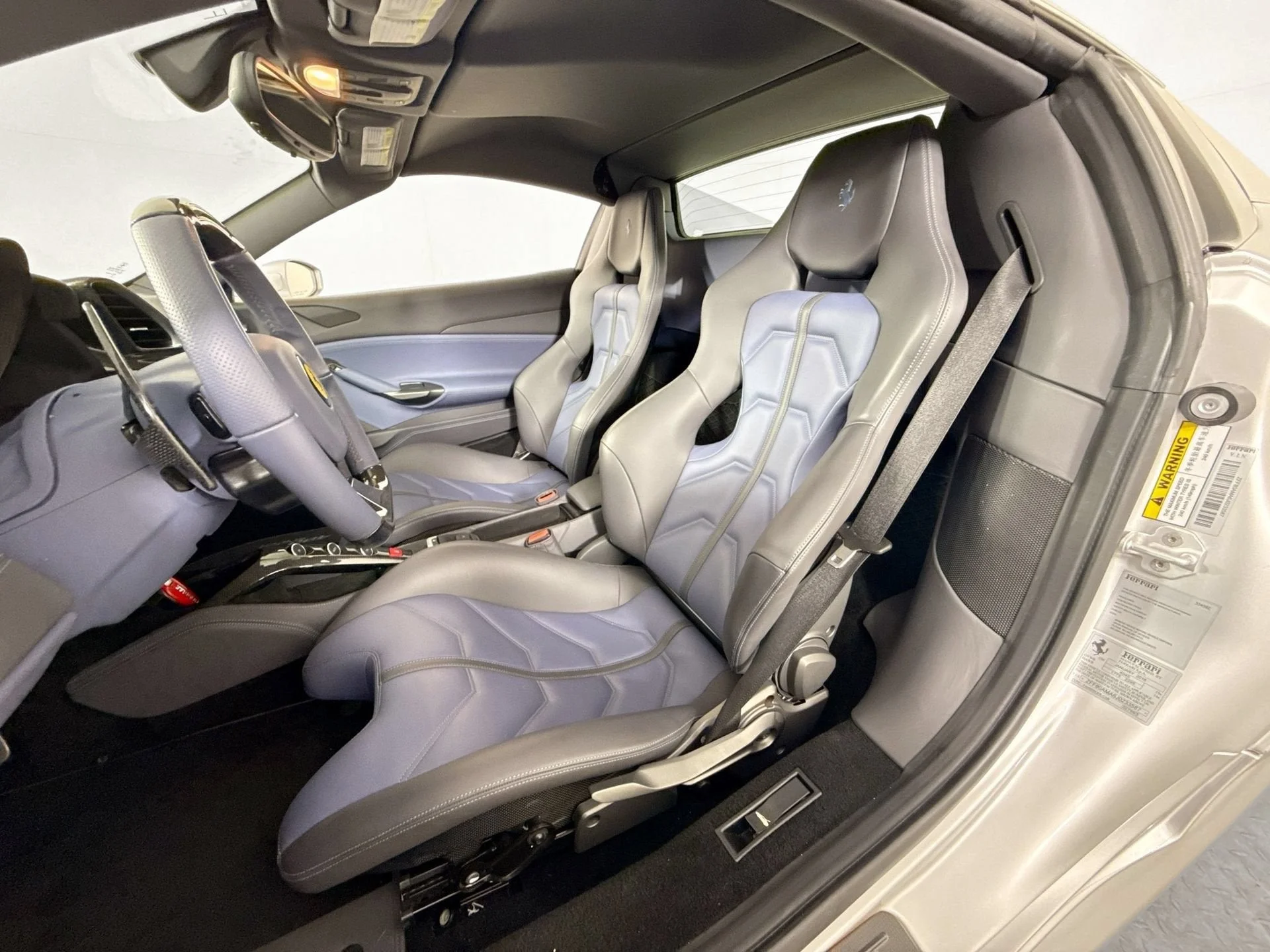 Certified Used 2018 Argento Nurburgring Ferrari Base image 9