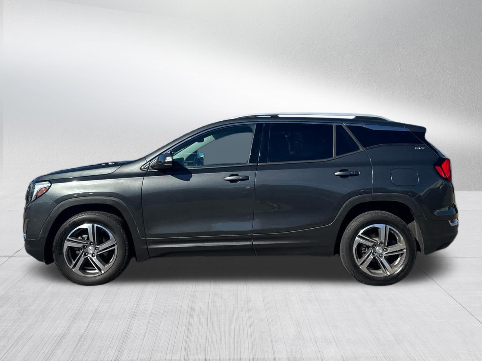 Used 2020 GRAPHITE GRAY METALLIC GMC SLT image 4