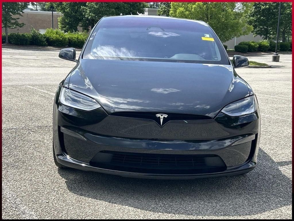Used 2024  Tesla Base image 2