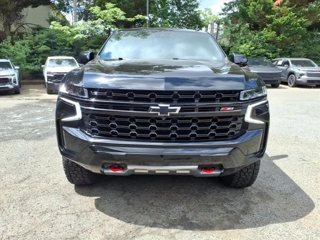 Used 2024 Black Chevrolet Z71 image 37