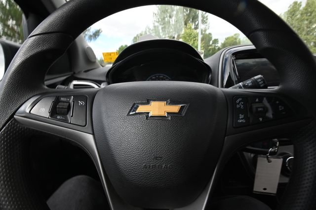 Used 2021 Black Chevrolet 1LT image 14