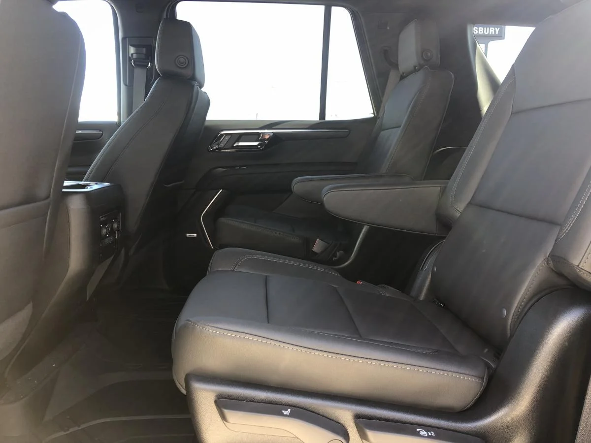 New 2026 Black Chevrolet 4WD 4dr LT image 11