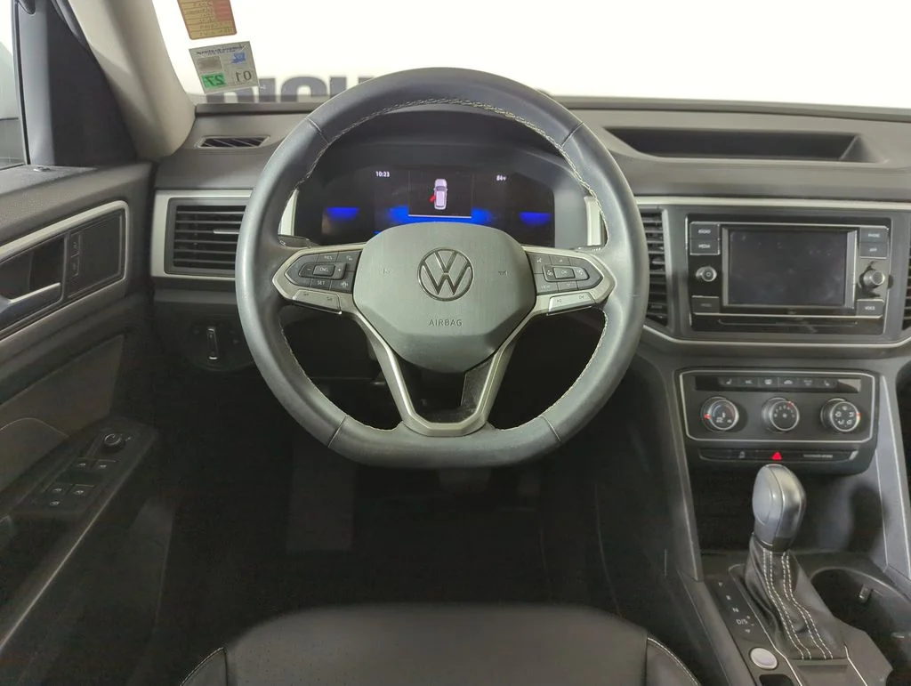 Used 2023 Pure White Volkswagen 2.0T SE image 11