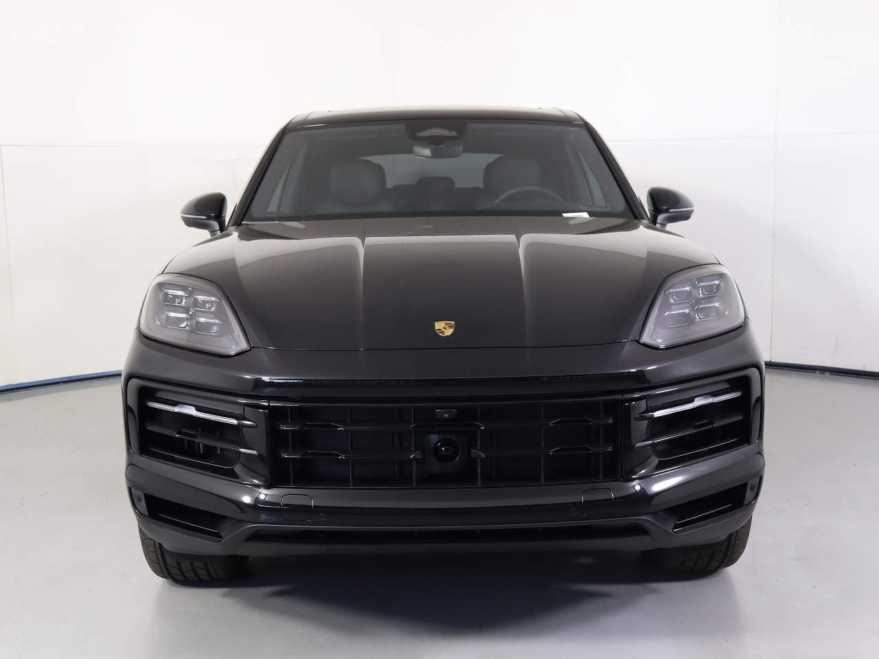New 2026 Chromite Black Metallic Porsche E-Hybrid image 10
