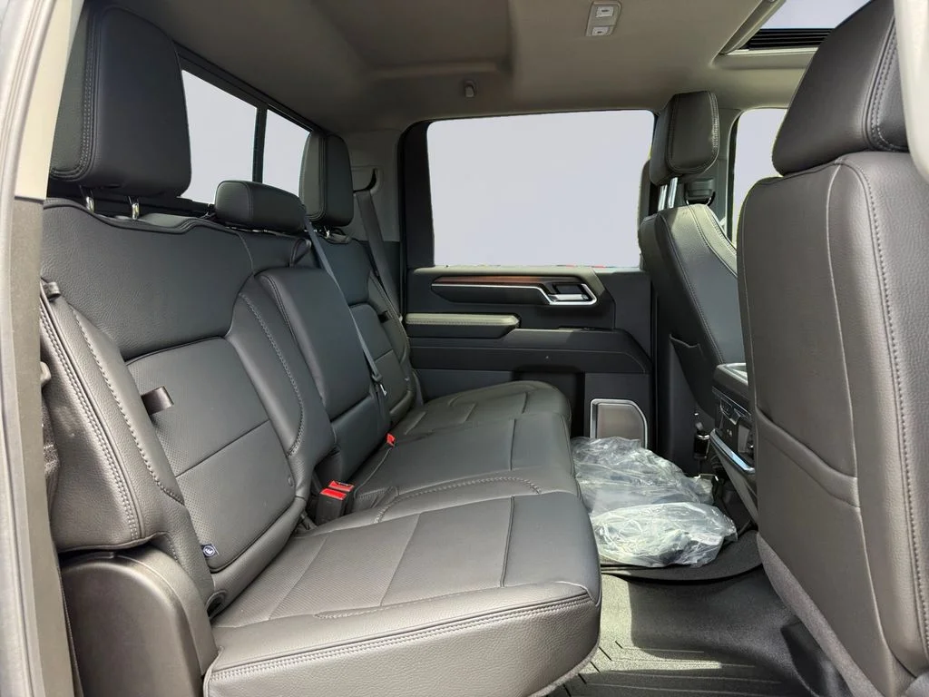 Used 2025 Black GMC Denali image 20