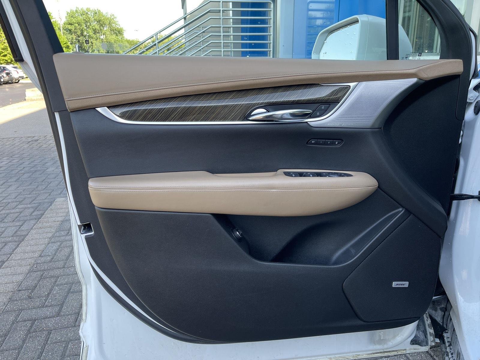 Used 2020 CRYSTAL WHITE TRICOAT Cadillac AWD Sport image 13