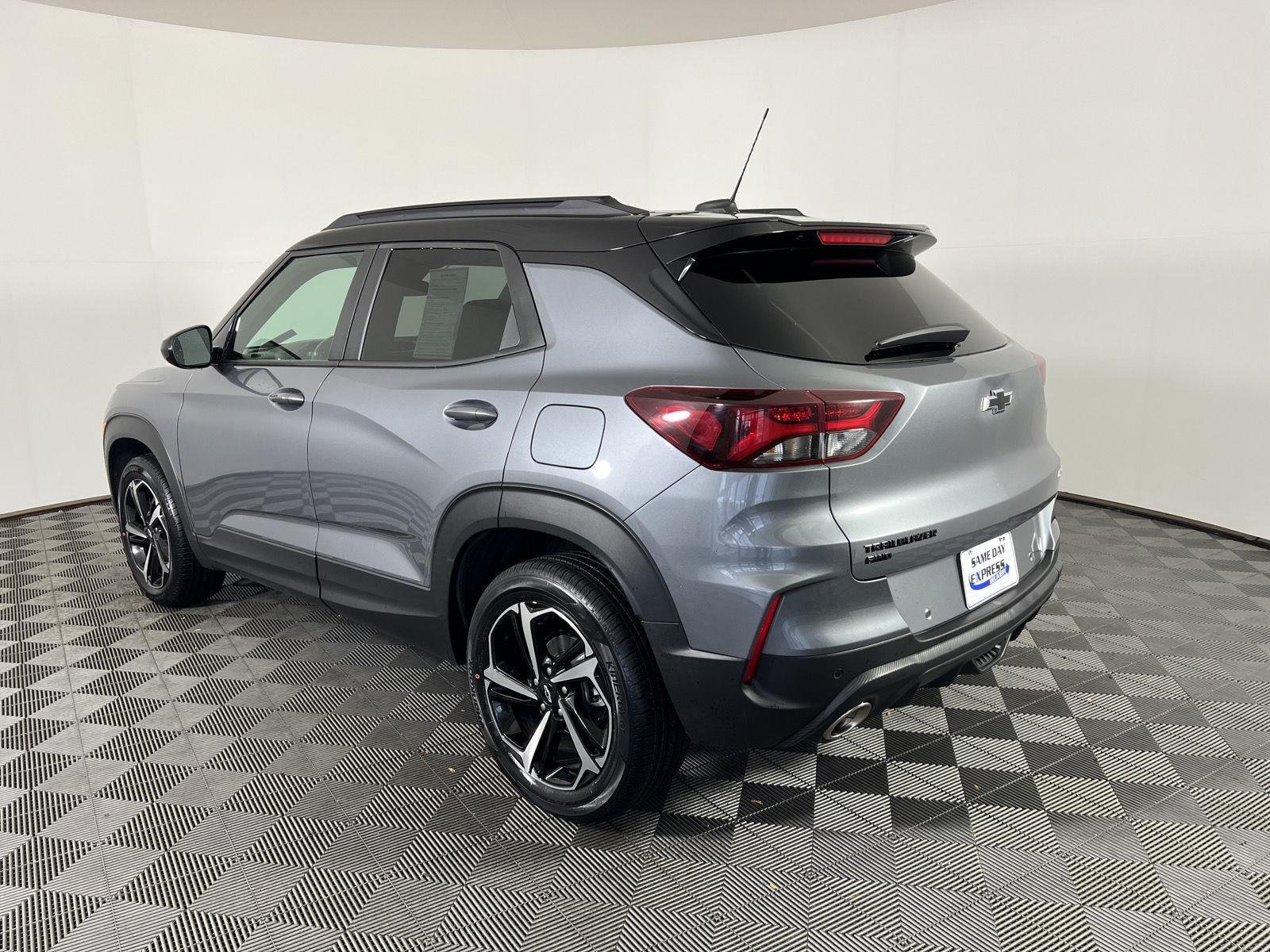 Used 2021 Satin Steel Metallic Chevrolet RS image 26