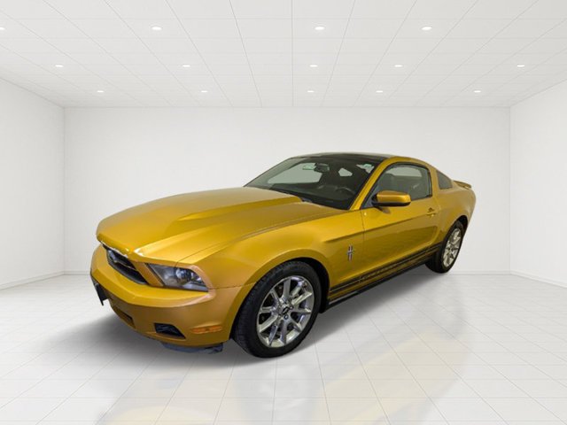 Used 2010 Gold Ford V6 image 3