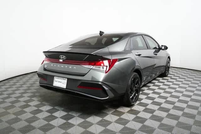 New 2026 Amazon Gray Hyundai SEL Sport image 36
